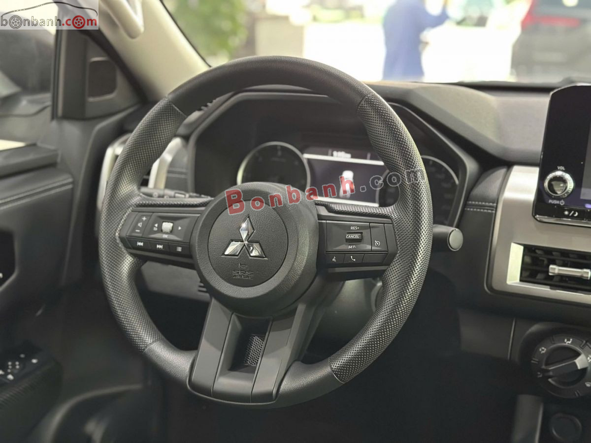 Bán ô tô Mitsubishi Triton GLX 2WD AT - 2026 - xe mới