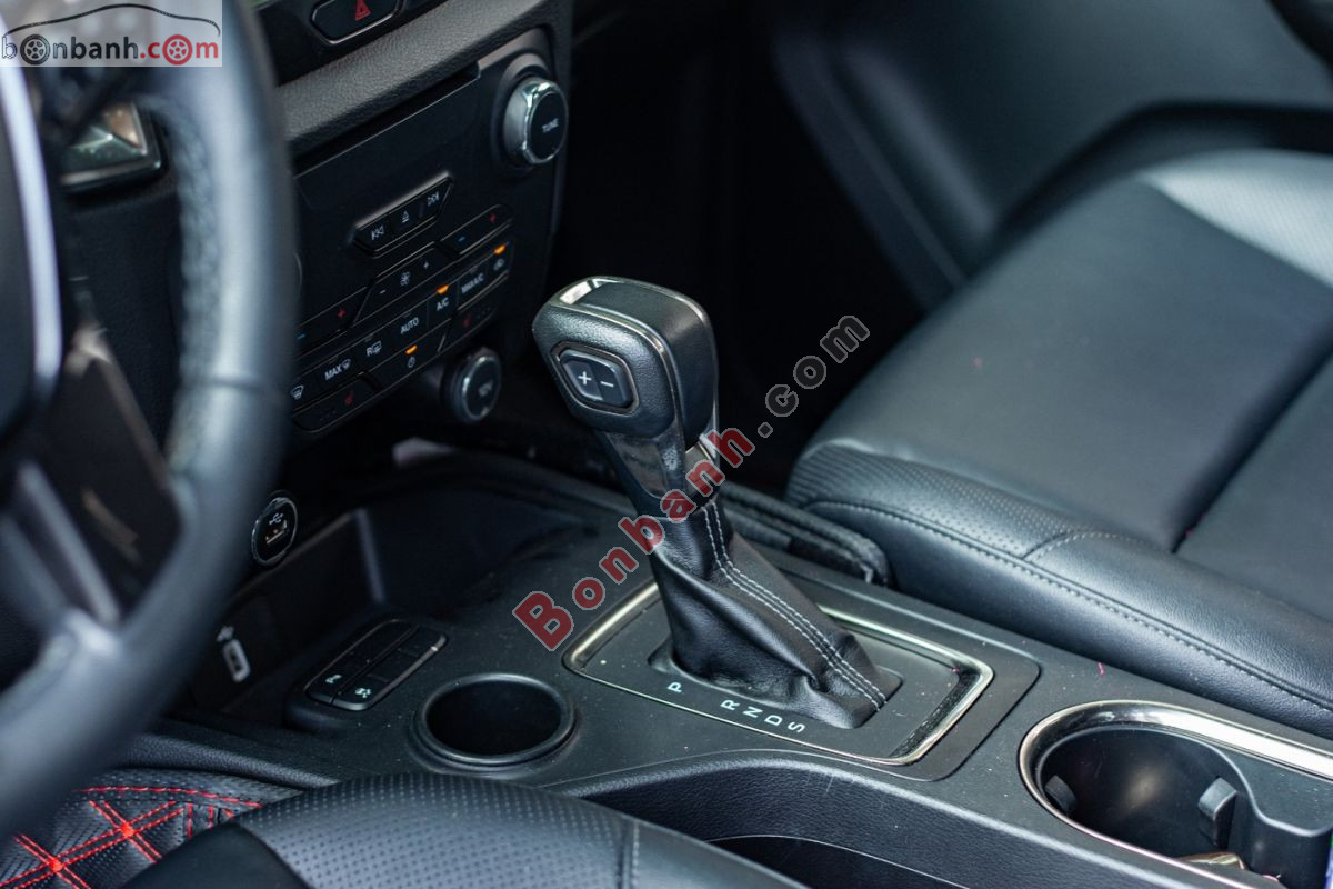 Bán ô tô Ford Everest Titanium 2.0L 4x2 AT - 2021 - xe cũ