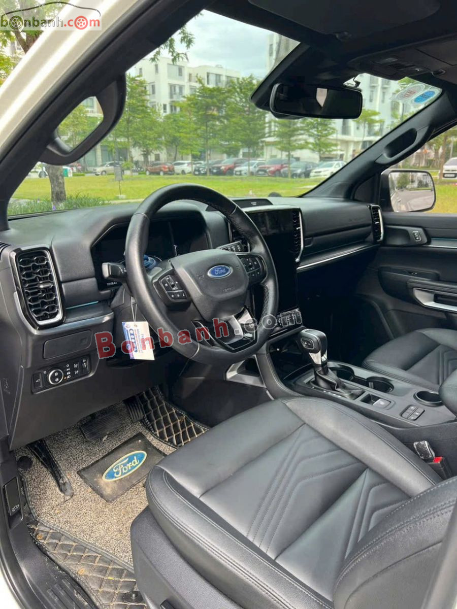 Bán ô tô Ford Everest Titanium 2.0L 4x2 AT - 2022 - xe cũ