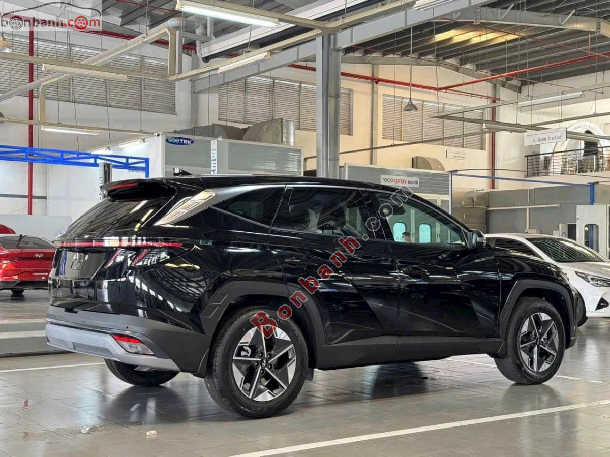 Bán ô tô Hyundai Tucson 2.0 AT Đặc biệt - 2025 - xe mới