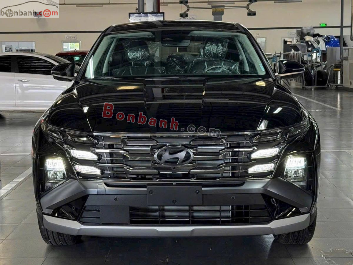 Bán ô tô Hyundai Tucson 2.0 AT Đặc biệt - 2025 - xe mới