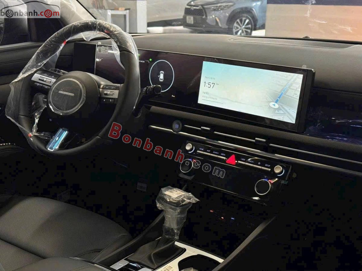 Bán ô tô Hyundai Tucson 2.0 AT Đặc biệt - 2025 - xe mới