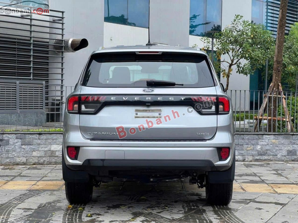 Bán ô tô Ford Everest Titanium Plus 2.0L 4x4 AT - 2026 - xe mới