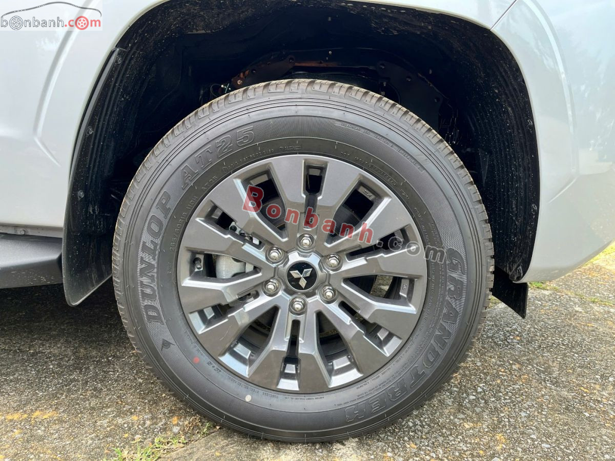 Bán ô tô Mitsubishi Triton Premium 2WD AT - 2026 - xe mới