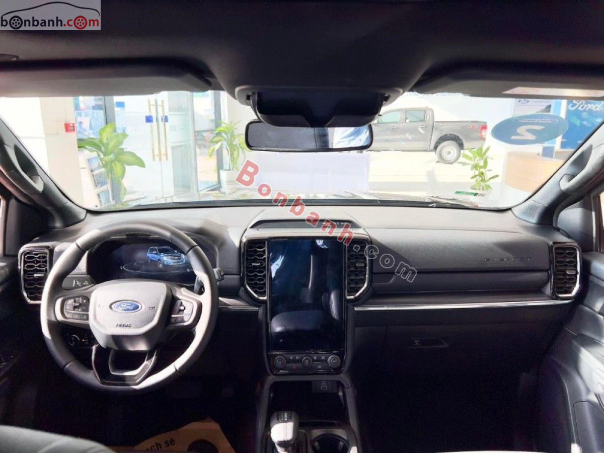 Bán ô tô Ford Everest Titanium Plus 2.0L 4x4 AT - 2025 - xe mới