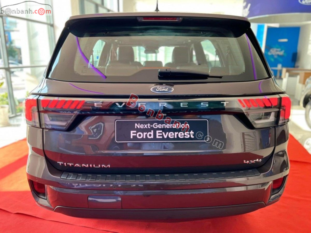 Bán ô tô Ford Everest Titanium Plus 2.0L 4x4 AT - 2025 - xe mới
