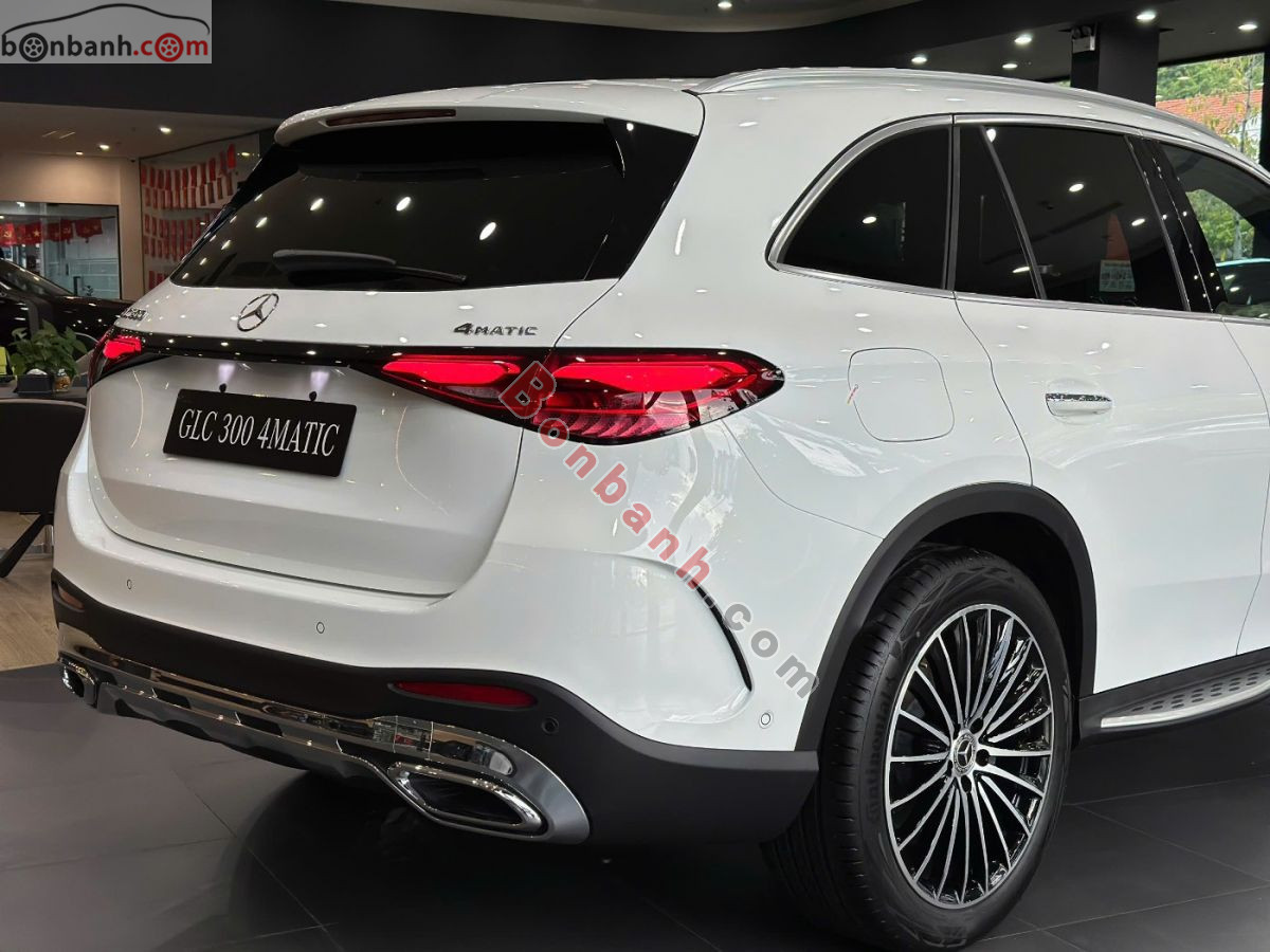 Bán ô tô Mercedes Benz GLC 300 4Matic - 2025 - xe mới