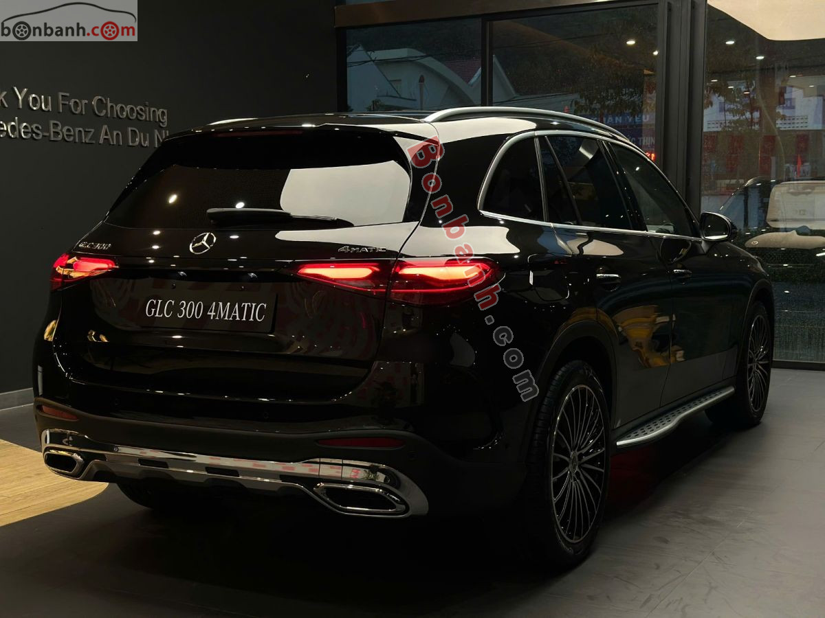 Bán ô tô Mercedes Benz GLC 300 4Matic - 2025 - xe mới