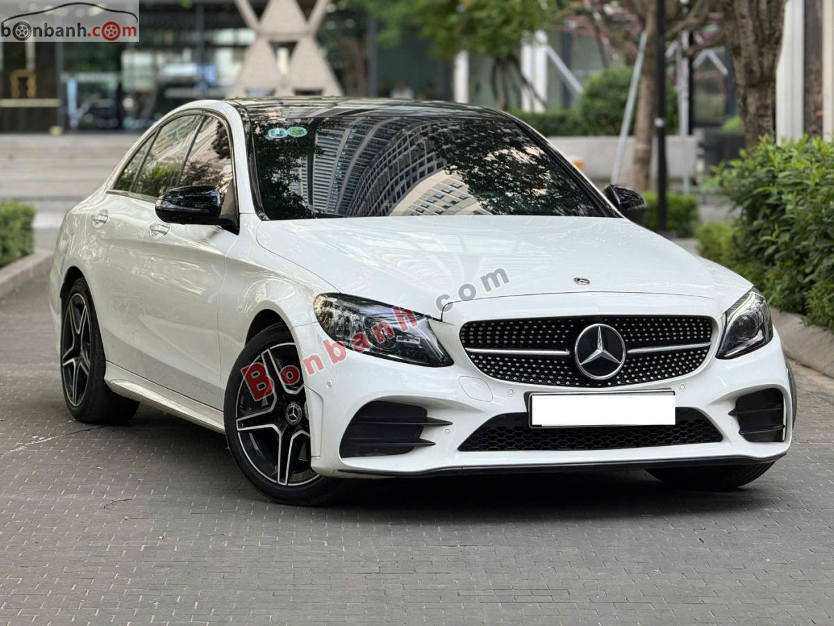 Bán ô tô Mercedes Benz C class C300 AMG - 2021 - xe cũ