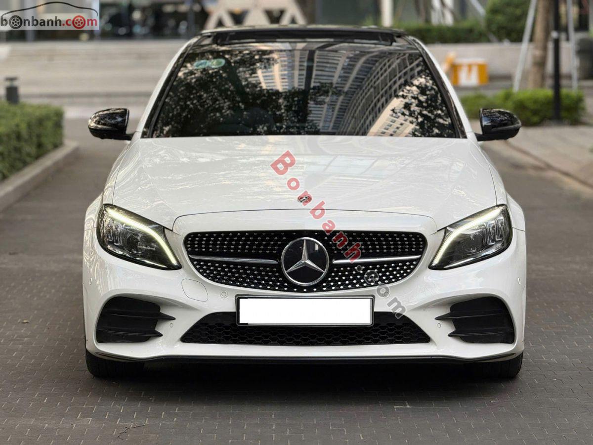 Bán ô tô Mercedes Benz C class C300 AMG - 2021 - xe cũ
