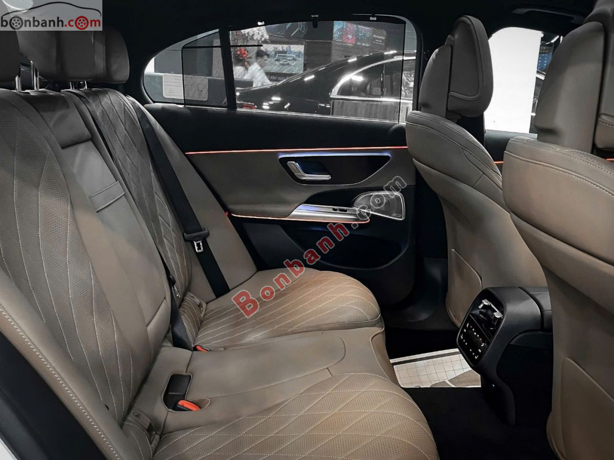 Bán ô tô Mercedes Benz E class E300 AMG - 2025 - xe mới