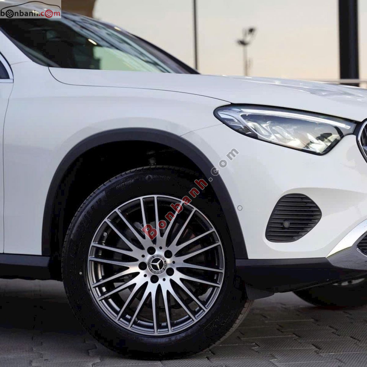 Bán ô tô Mercedes Benz GLC 200 4Matic - 2025 - xe cũ