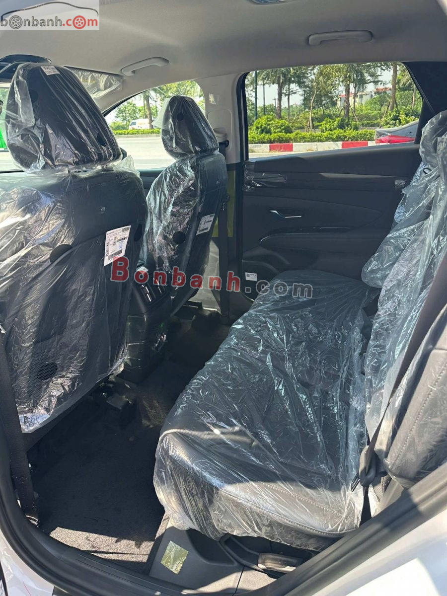 Bán ô tô Hyundai Tucson 2.0 AT Đặc biệt - 2025 - xe mới