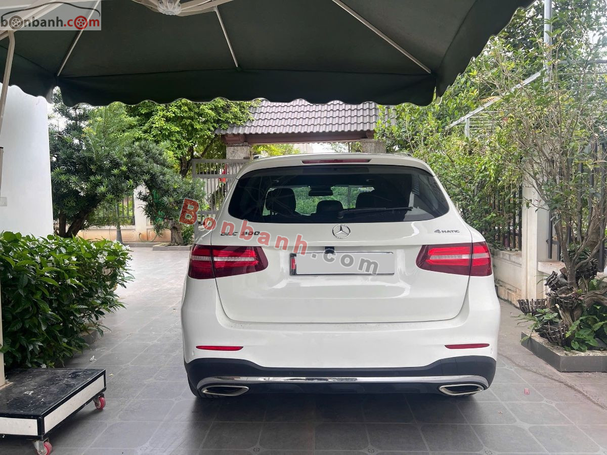 Bán ô tô Mercedes Benz GLC 300 4Matic - 2017 - xe cũ