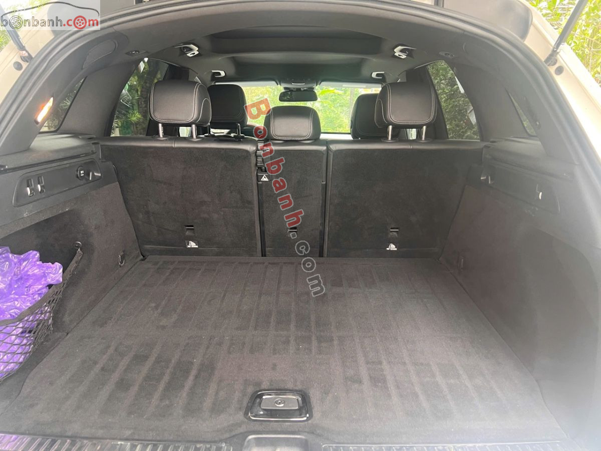 Bán ô tô Mercedes Benz GLC 300 4Matic - 2017 - xe cũ