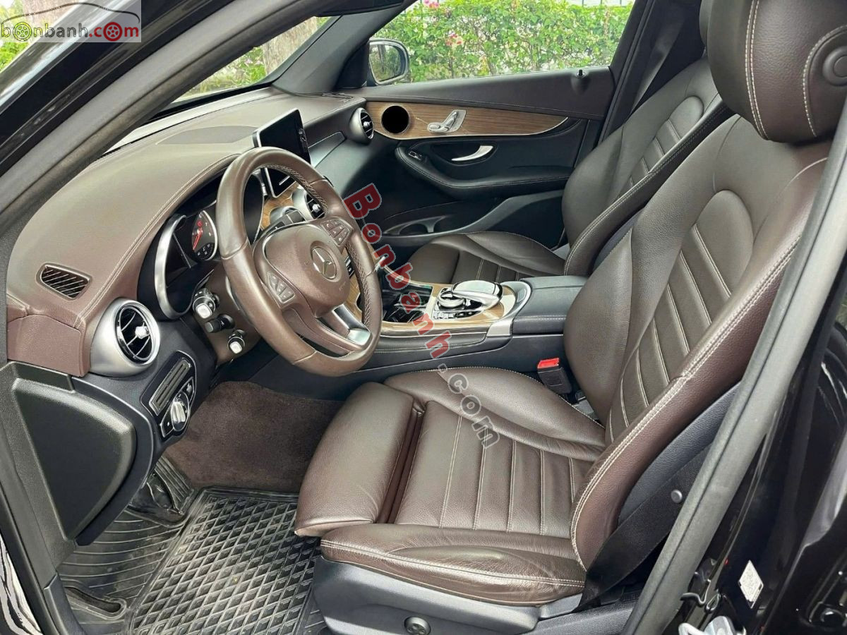 Bán ô tô Mercedes Benz GLC 250 4Matic - 2017 - xe cũ