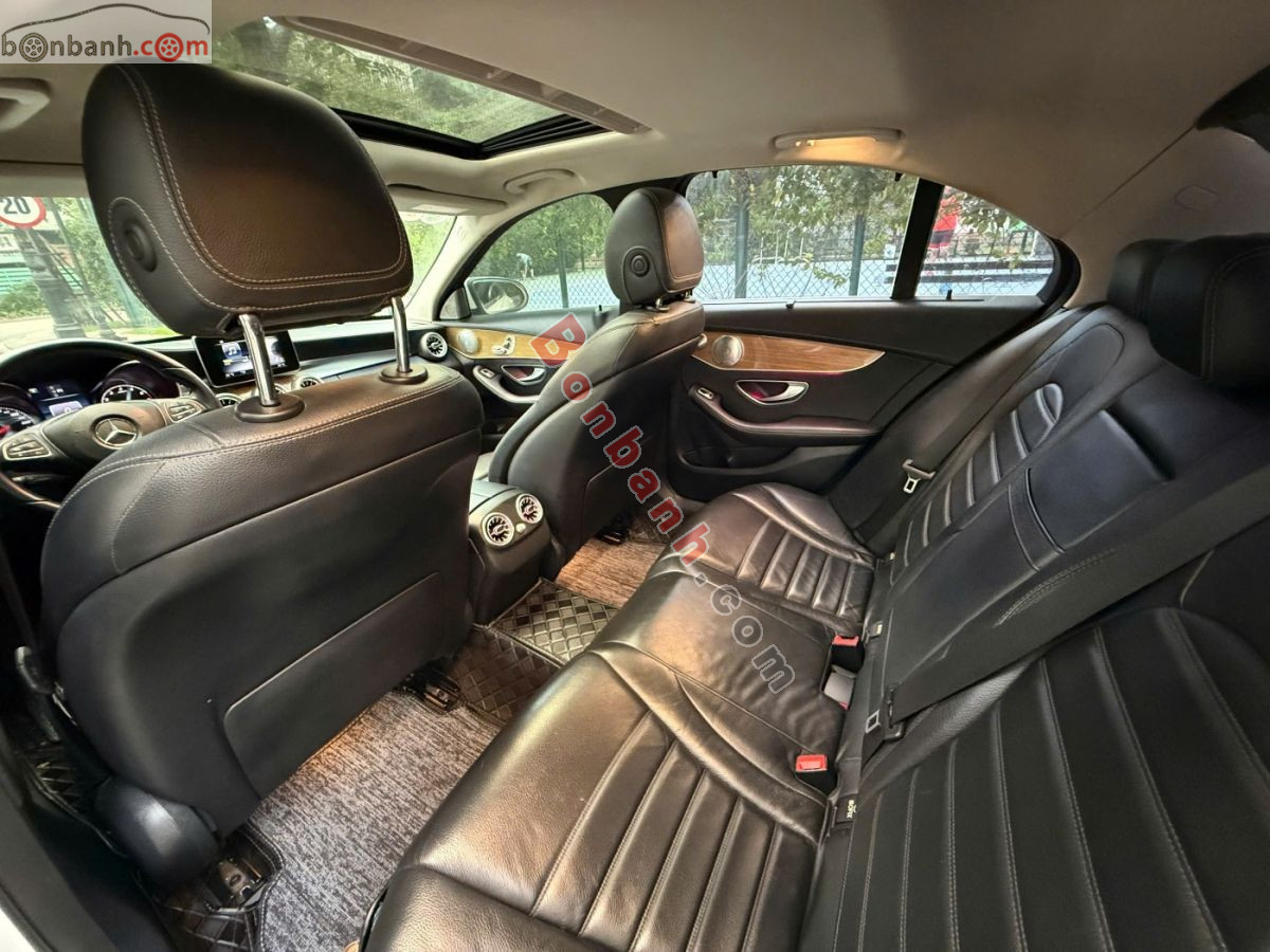 Bán ô tô Mercedes Benz GLC 250 4Matic - 2017 - xe cũ