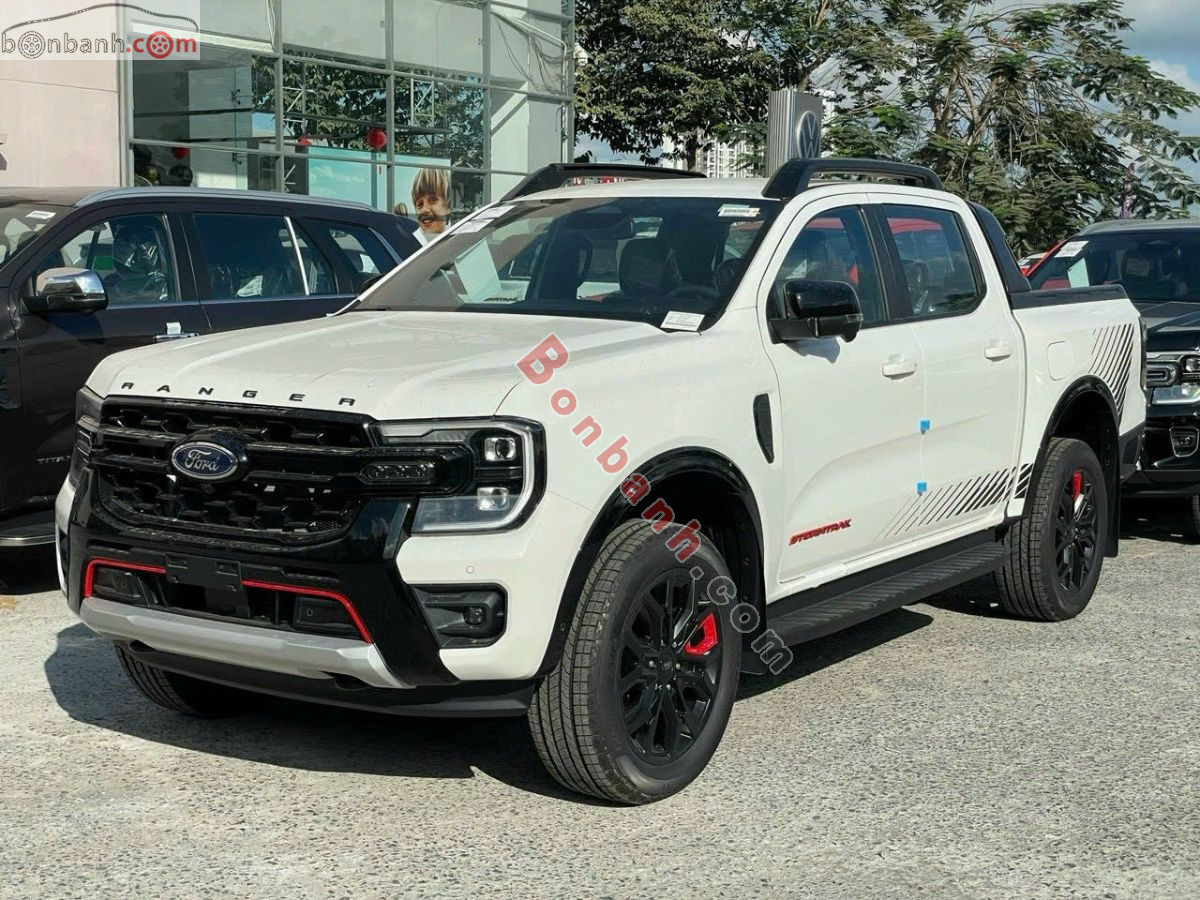Bán ô tô Ford Ranger Stormtrak 2.0L 4x4 AT - 2026 - xe mới