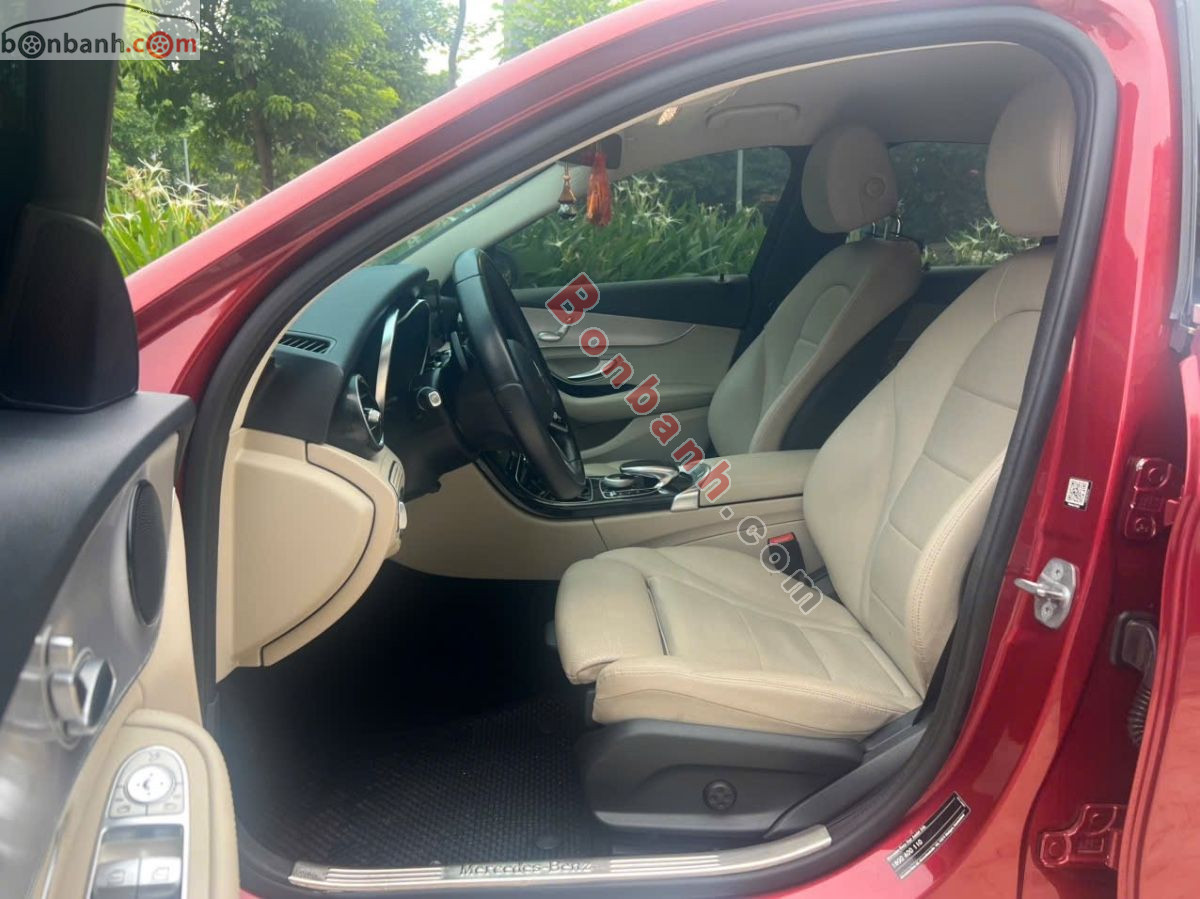 Bán ô tô Mercedes Benz C class C180 AMG - 2021 - xe cũ