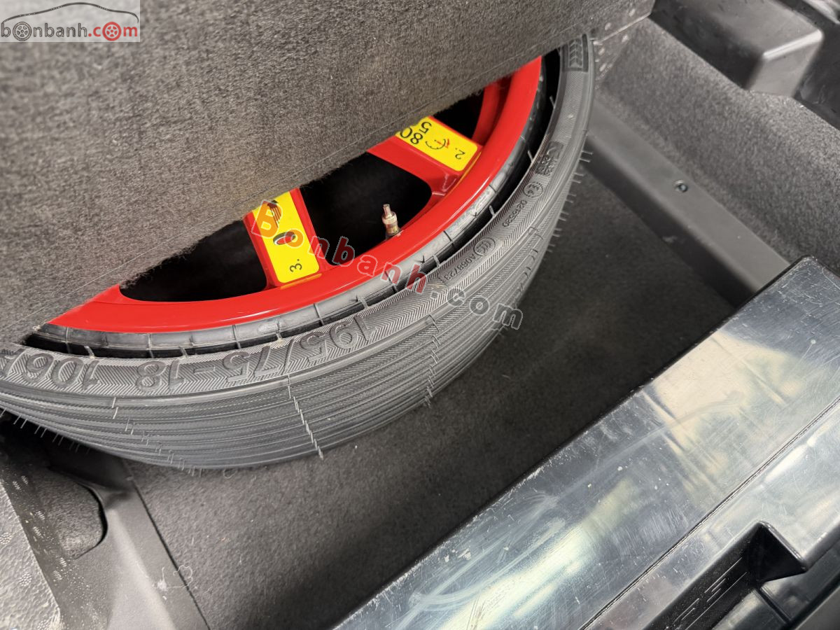 Bán ô tô Porsche Macan 2.0 - 2021 - xe cũ