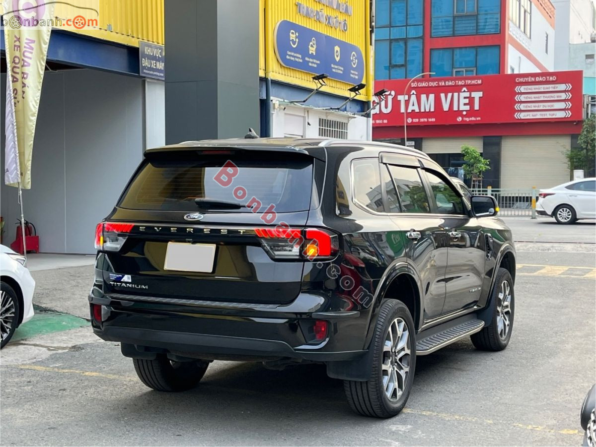 Bán ô tô Ford Everest Titanium 2.0L 4x2 AT - 2022 - xe cũ