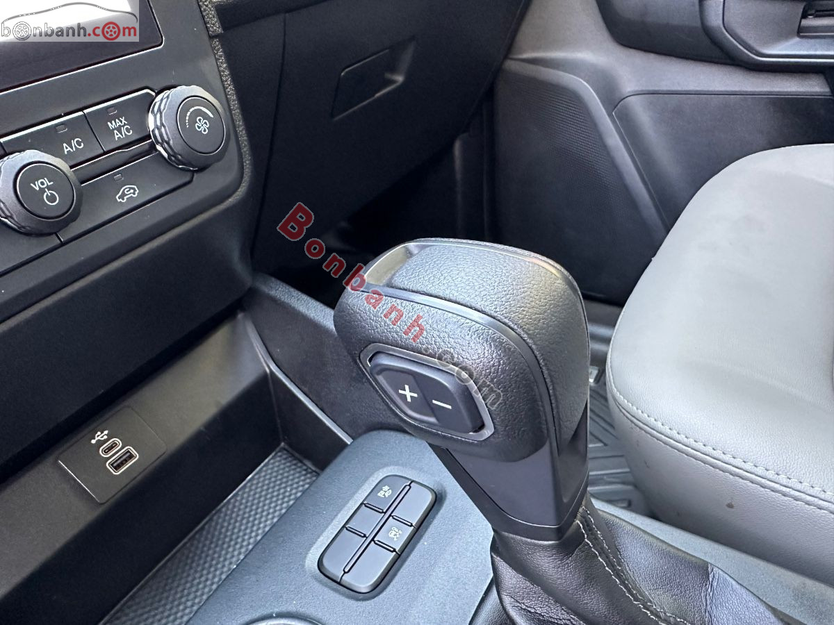 Bán ô tô Ford Ranger XLS 2.0L 4x2 AT - 2024 - xe cũ