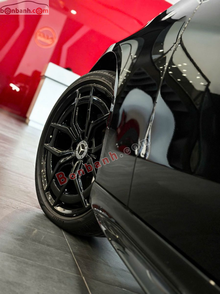 Bán ô tô Mercedes Benz C class C300 AMG - 2022 - xe cũ