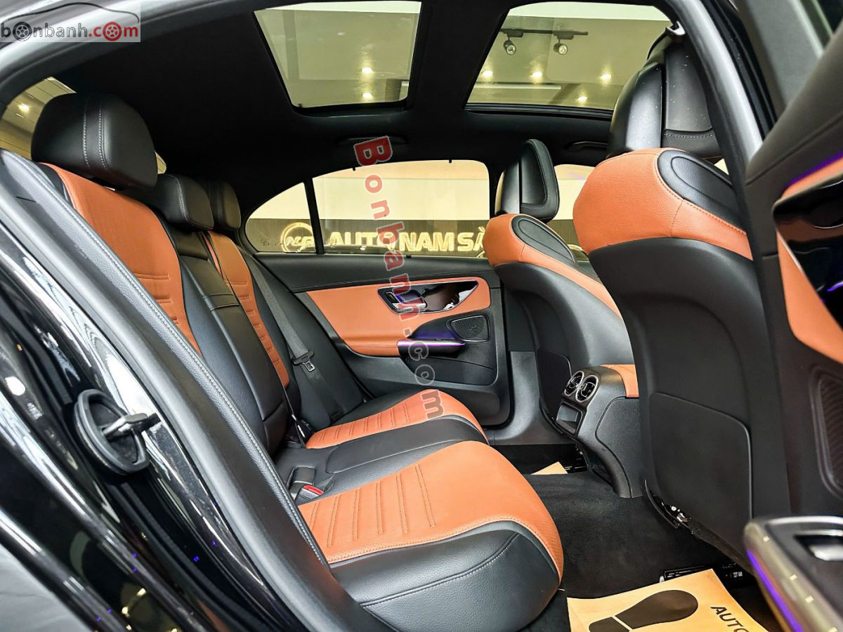 Bán ô tô Mercedes Benz C class C300 AMG - 2022 - xe cũ