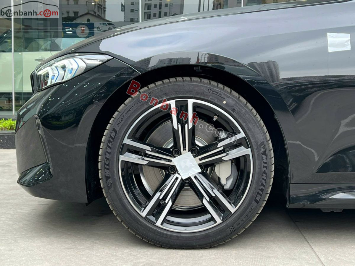 Bán ô tô BMW 3 Series 330i M Sport - 2025 - xe mới