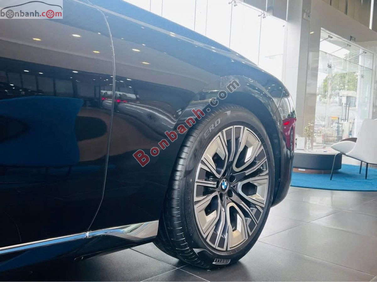 Bán ô tô BMW 7 Series 740i Pure Excellence - 2026 - xe mới