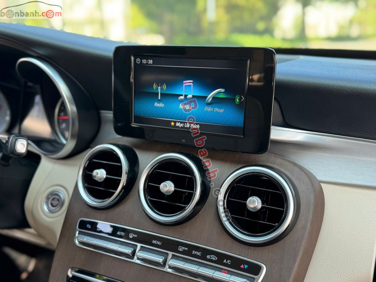 Bán ô tô Mercedes Benz C class C180 - 2020 - xe cũ