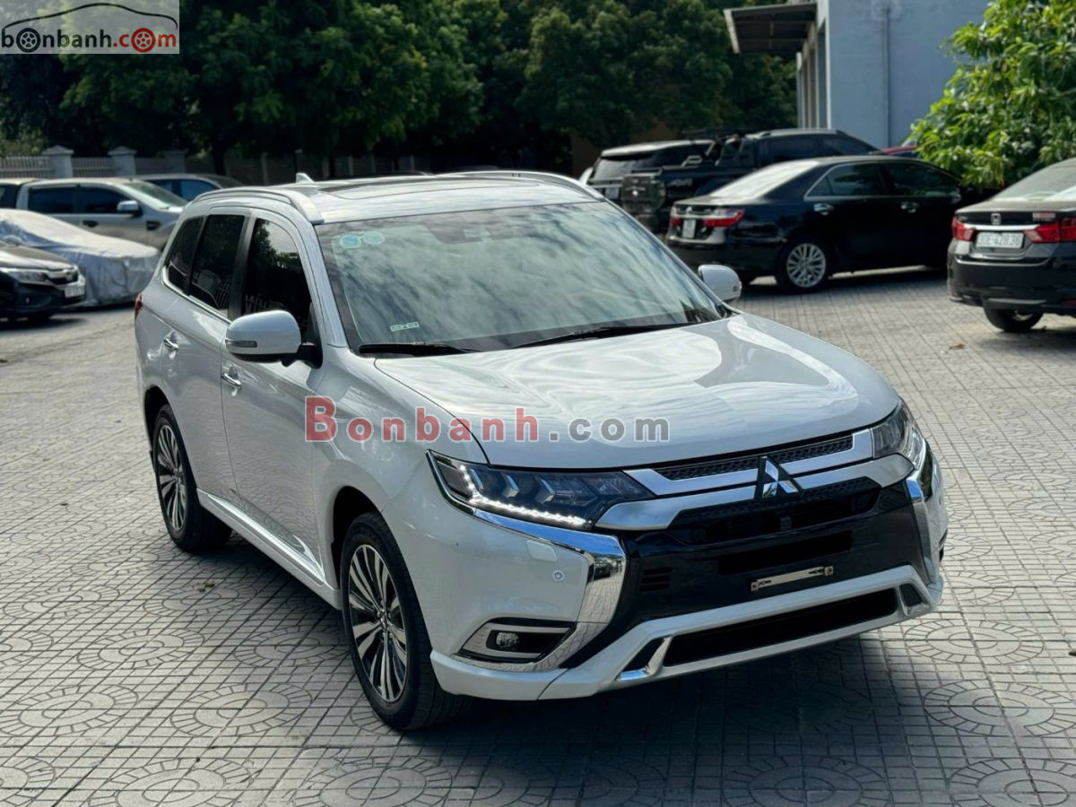 Bán ô tô Mitsubishi Outlander Premium 2.0 CVT - 2022 - xe cũ