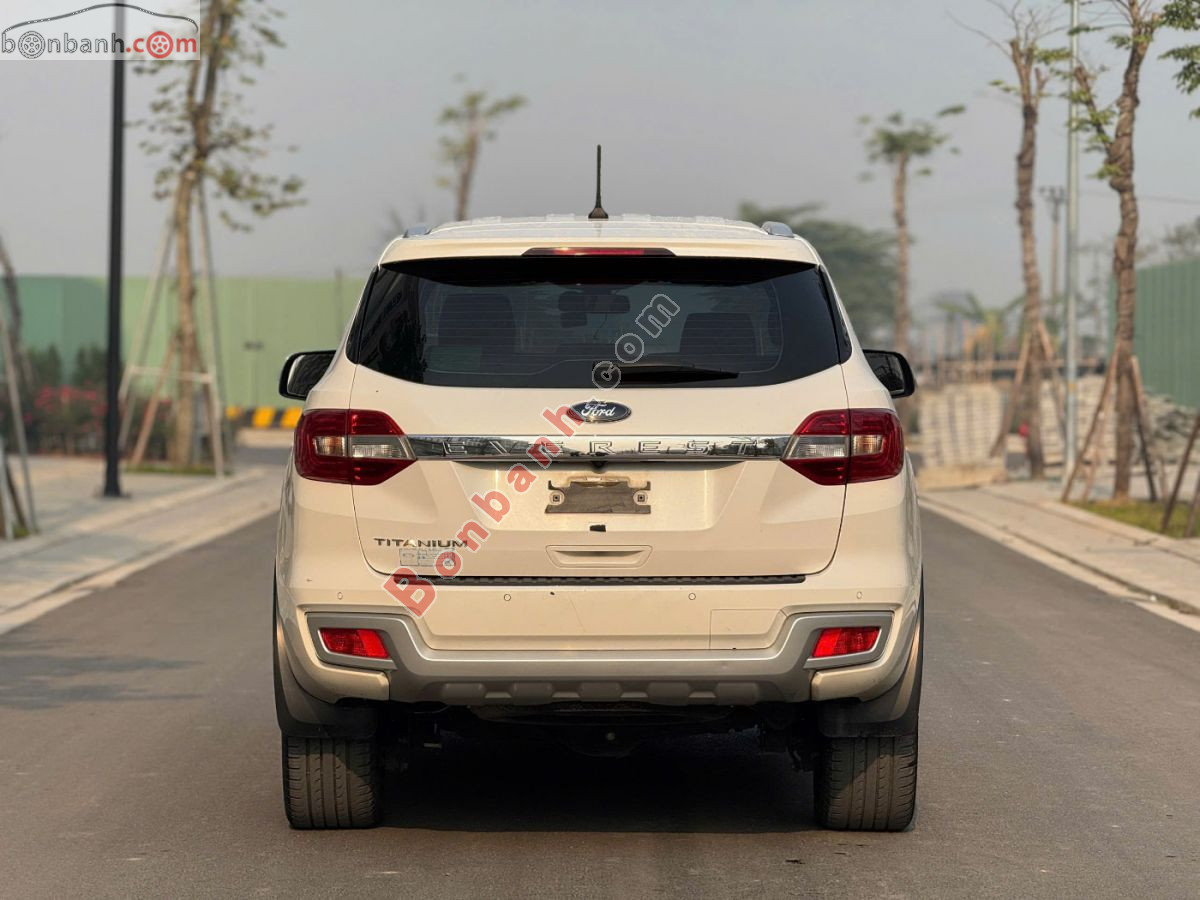 Bán ô tô Ford Everest Titanium 2.0L 4x2 AT - 2021 - xe cũ