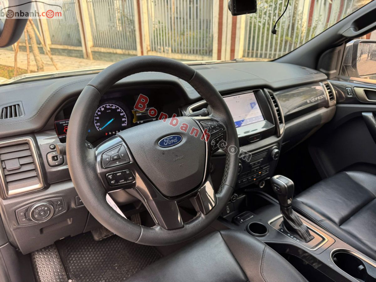 Bán ô tô Ford Everest Titanium 2.0L 4x2 AT - 2021 - xe cũ