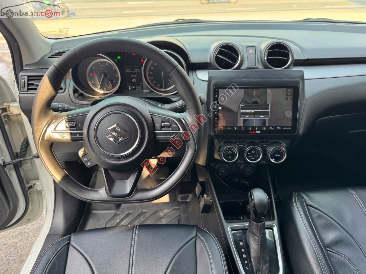 Bán ô tô Suzuki Swift GLX 1.2 AT - 2022 - xe cũ