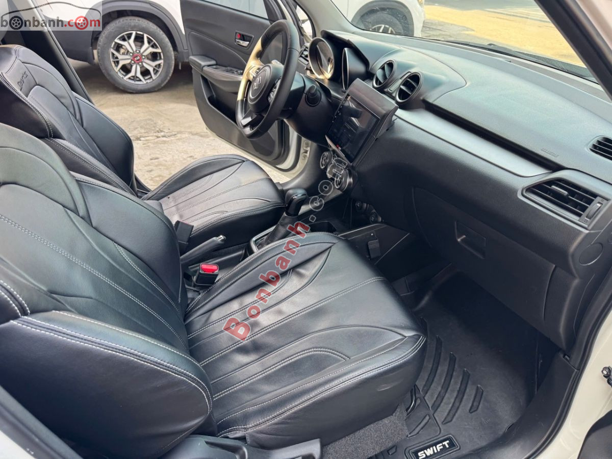 Bán ô tô Suzuki Swift GLX 1.2 AT - 2022 - xe cũ