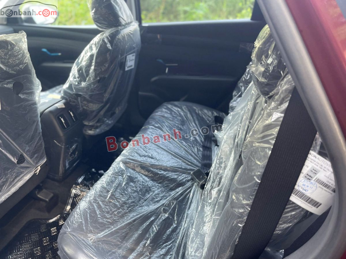 Bán ô tô Hyundai Tucson 2.0 AT Tiêu chuẩn - 2025 - xe cũ