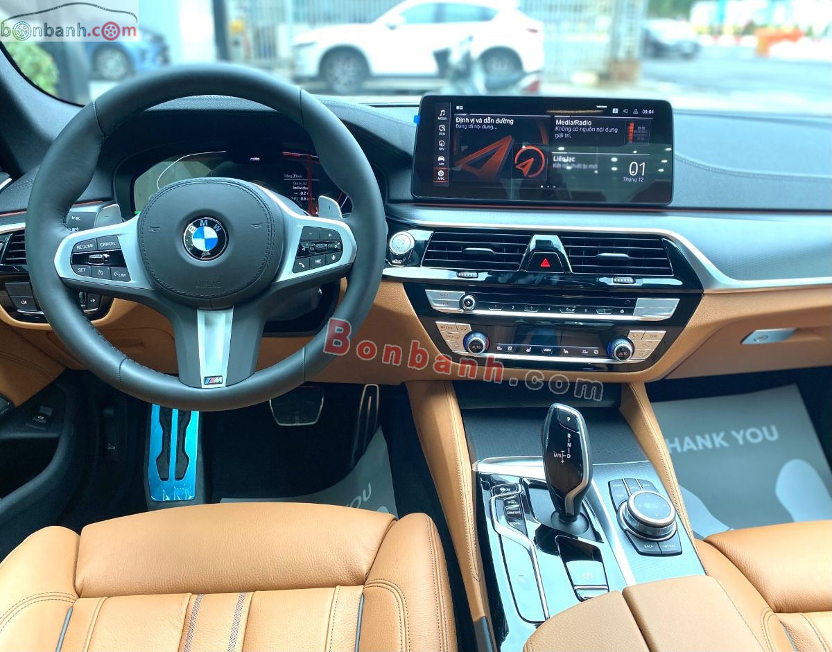 Bán ô tô BMW 5 Series 520i M Sport - 2022 - xe mới