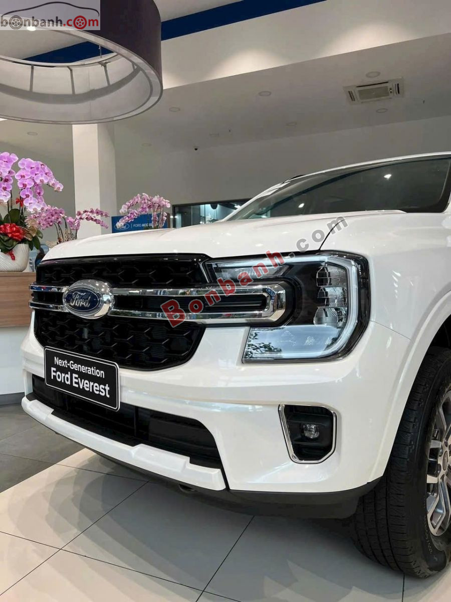 Bán ô tô Ford Everest Ambiente 2.0L 4x2 AT - 2026 - xe mới