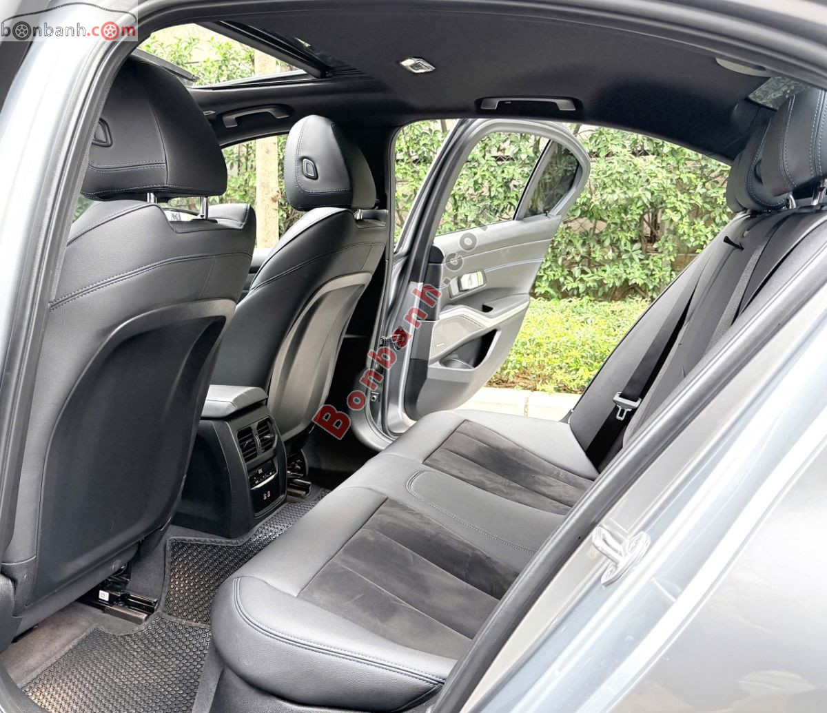 Bán ô tô BMW 3 Series 330i M Sport - 2024 - xe cũ