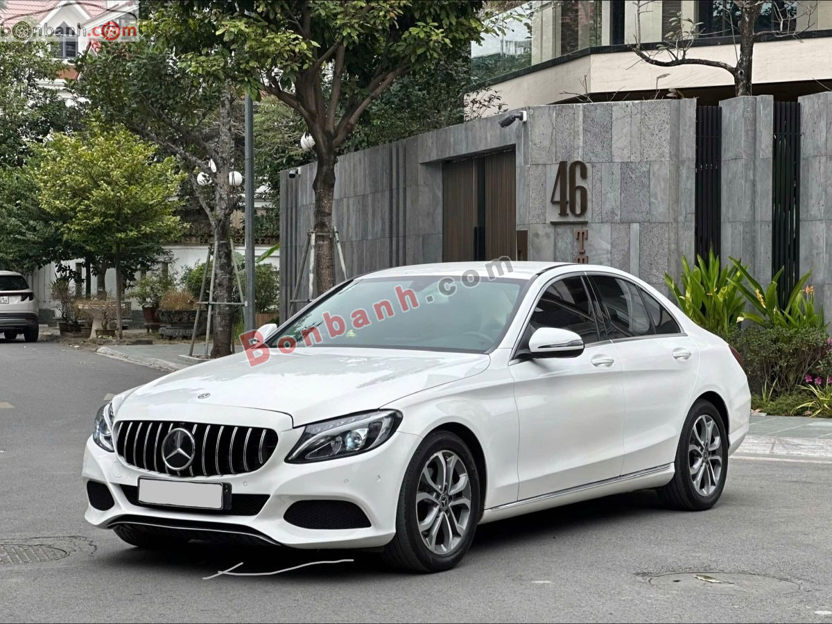 Bán ô tô Mercedes Benz C class C200 - 2018 - xe cũ