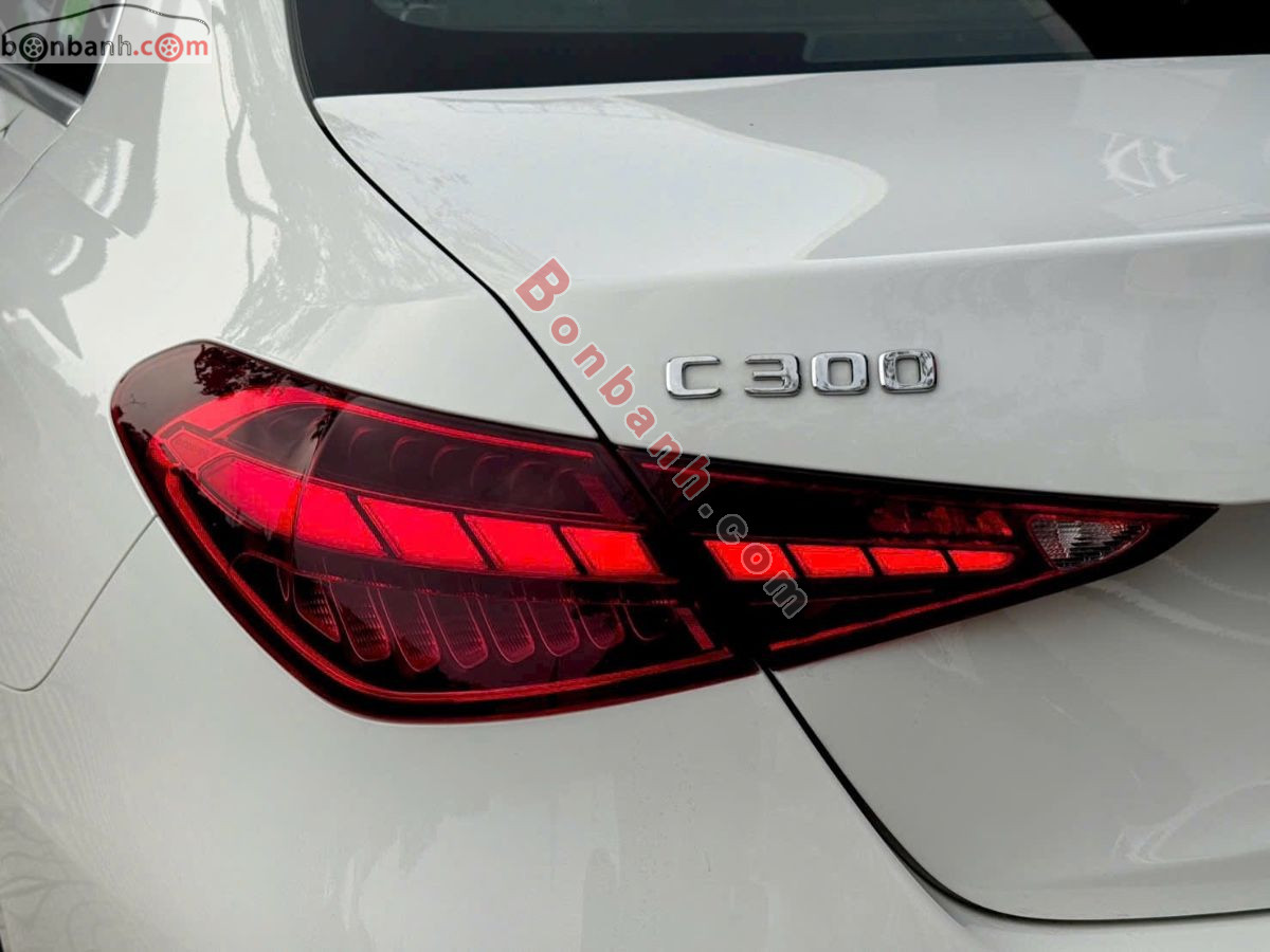 Bán ô tô Mercedes Benz C class C300 AMG - 2025 - xe mới