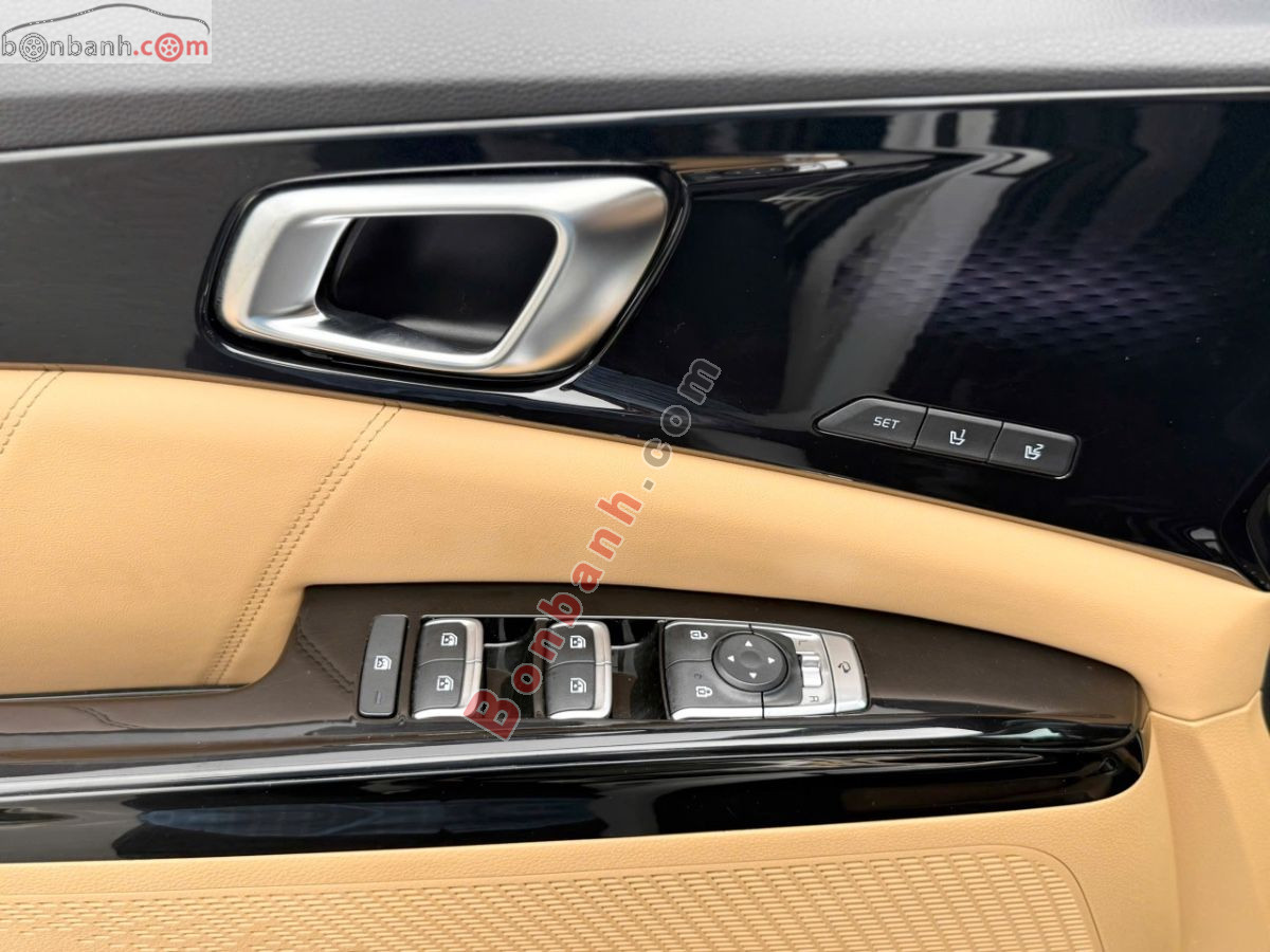 Bán ô tô Kia Carnival Premium 2.2D - 2022 - xe cũ