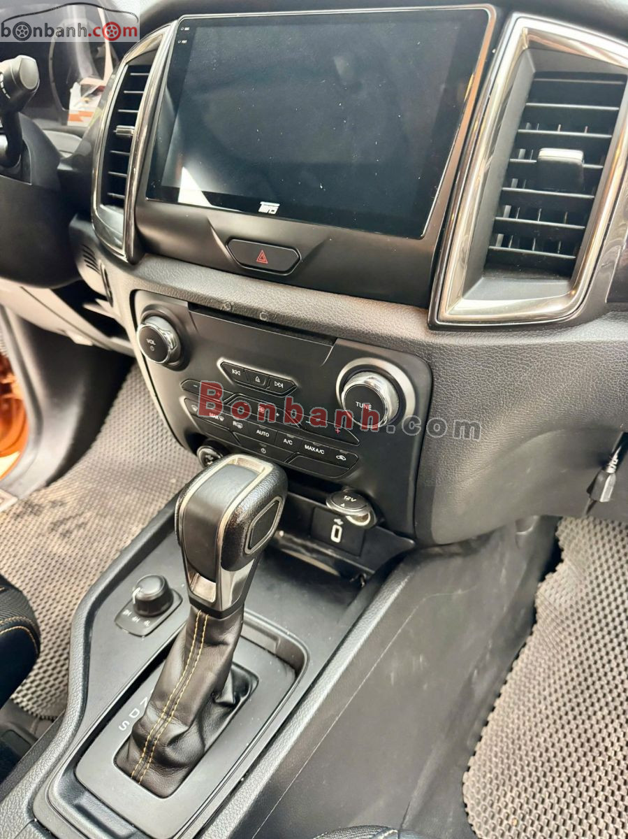 Bán ô tô Ford Ranger Wildtrak 2.0L 4x4 AT - 2018 - xe cũ