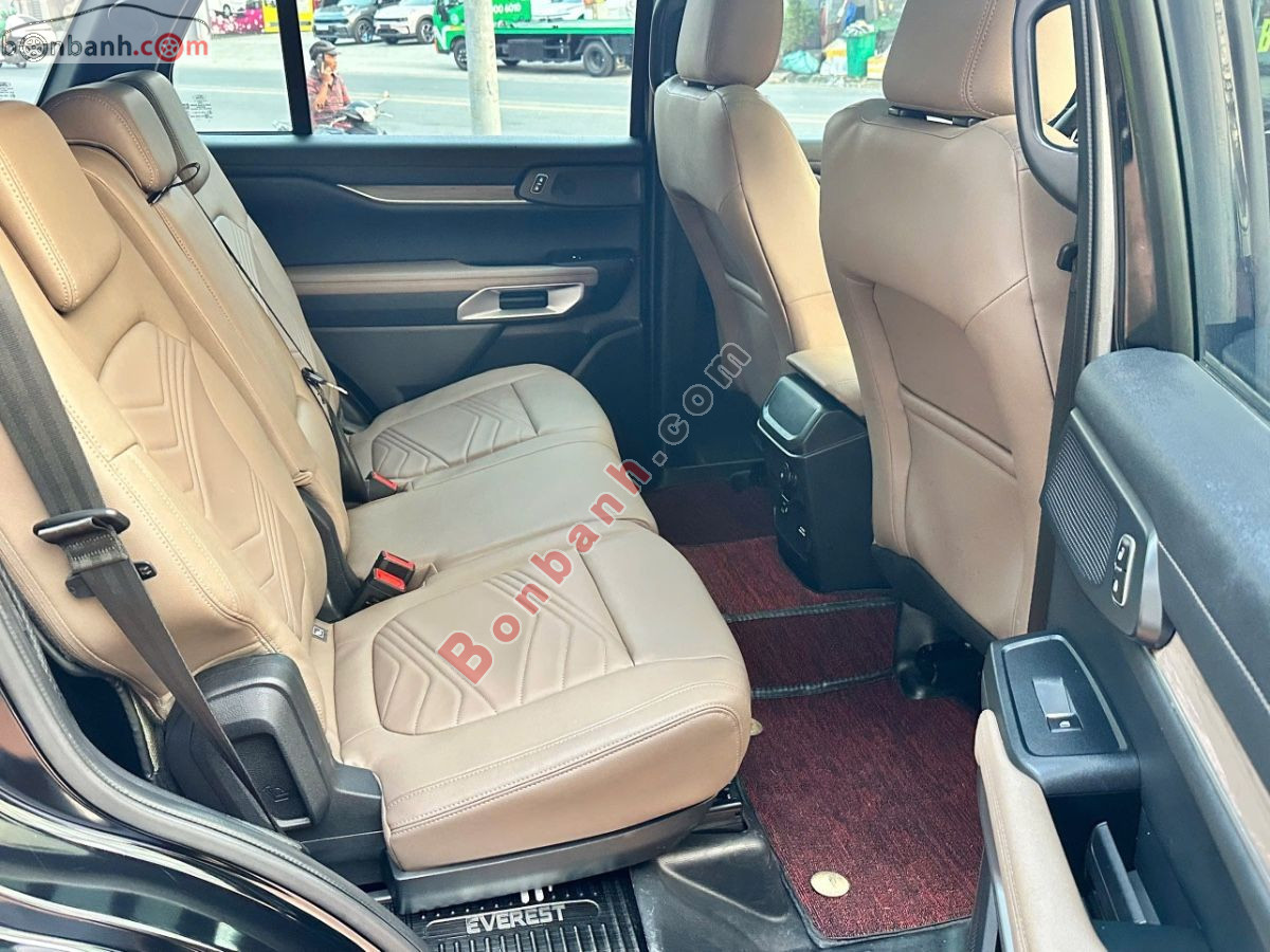 Bán ô tô Ford Everest Titanium Plus 2.0L 4x4 AT - 2022 - xe cũ