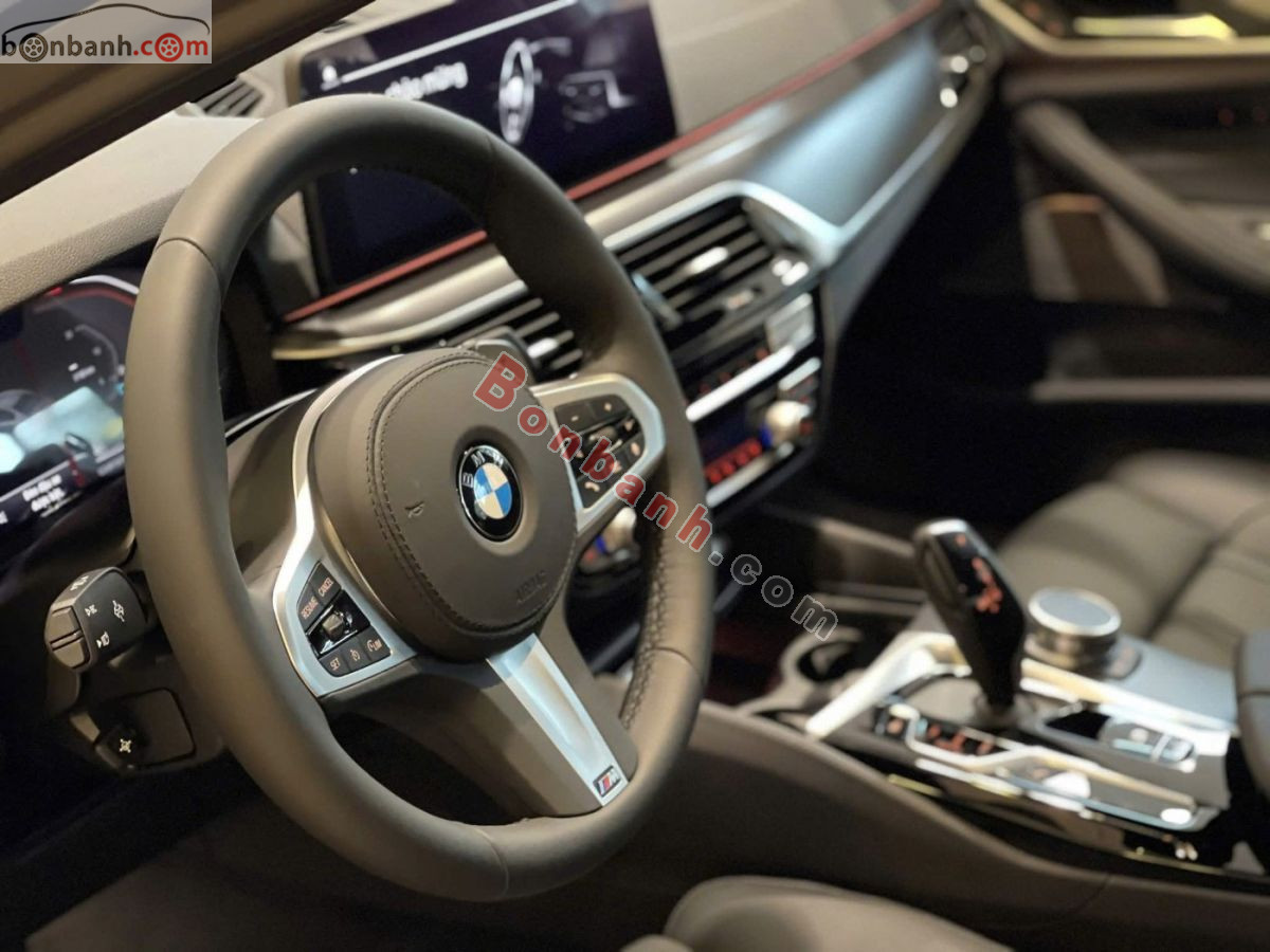 Bán ô tô BMW 5 Series 530i M Sport - 2022 - xe mới
