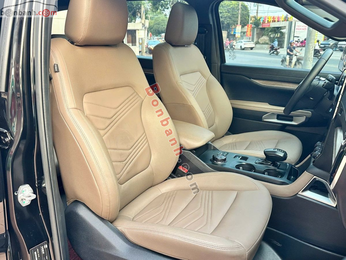 Bán ô tô Ford Everest Titanium Plus 2.0L 4x4 AT - 2022 - xe cũ