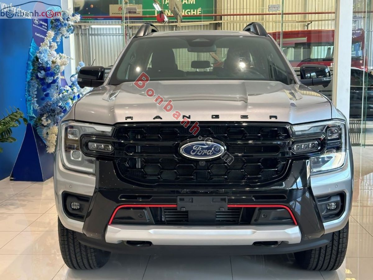 Bán ô tô Ford Ranger Stormtrak 2.0L 4x4 AT - 2026 - xe mới