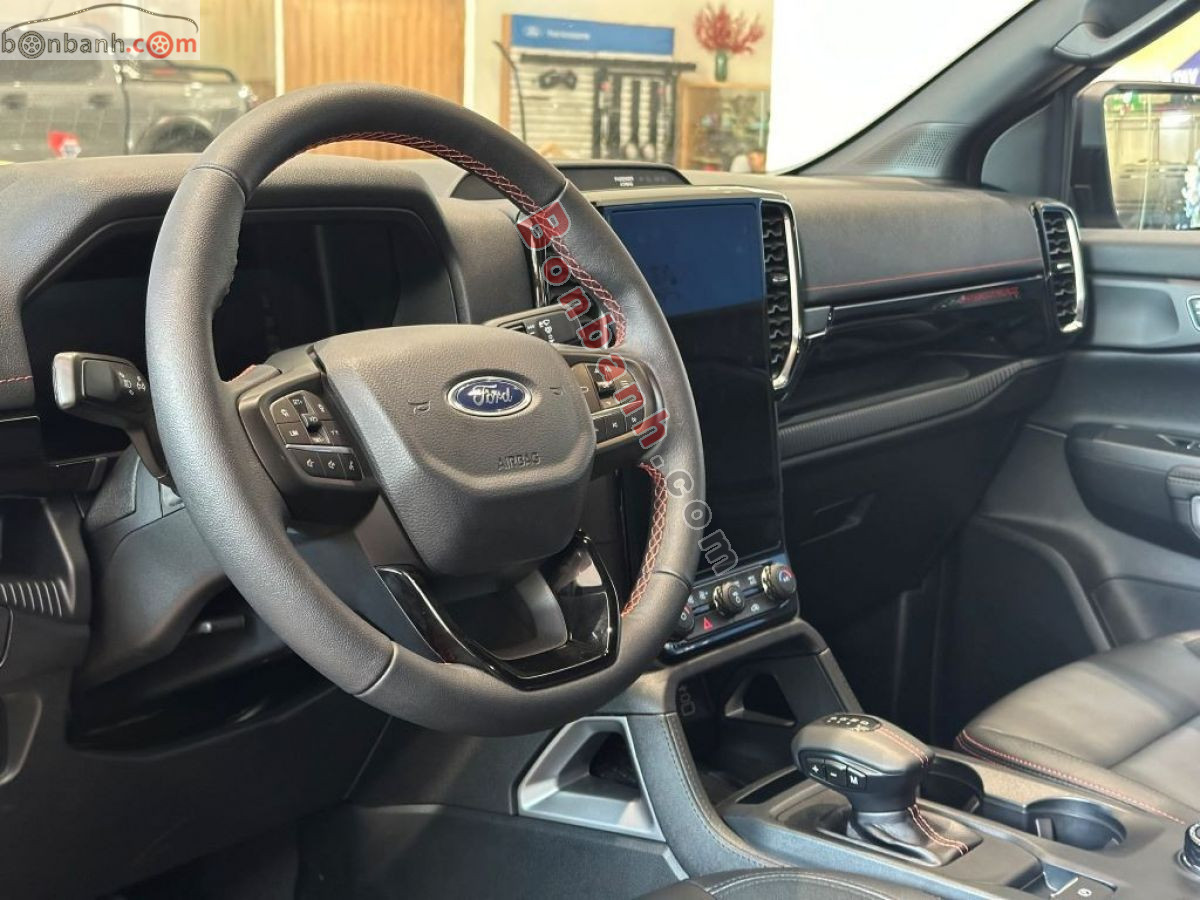Bán ô tô Ford Ranger Stormtrak 2.0L 4x4 AT - 2026 - xe mới