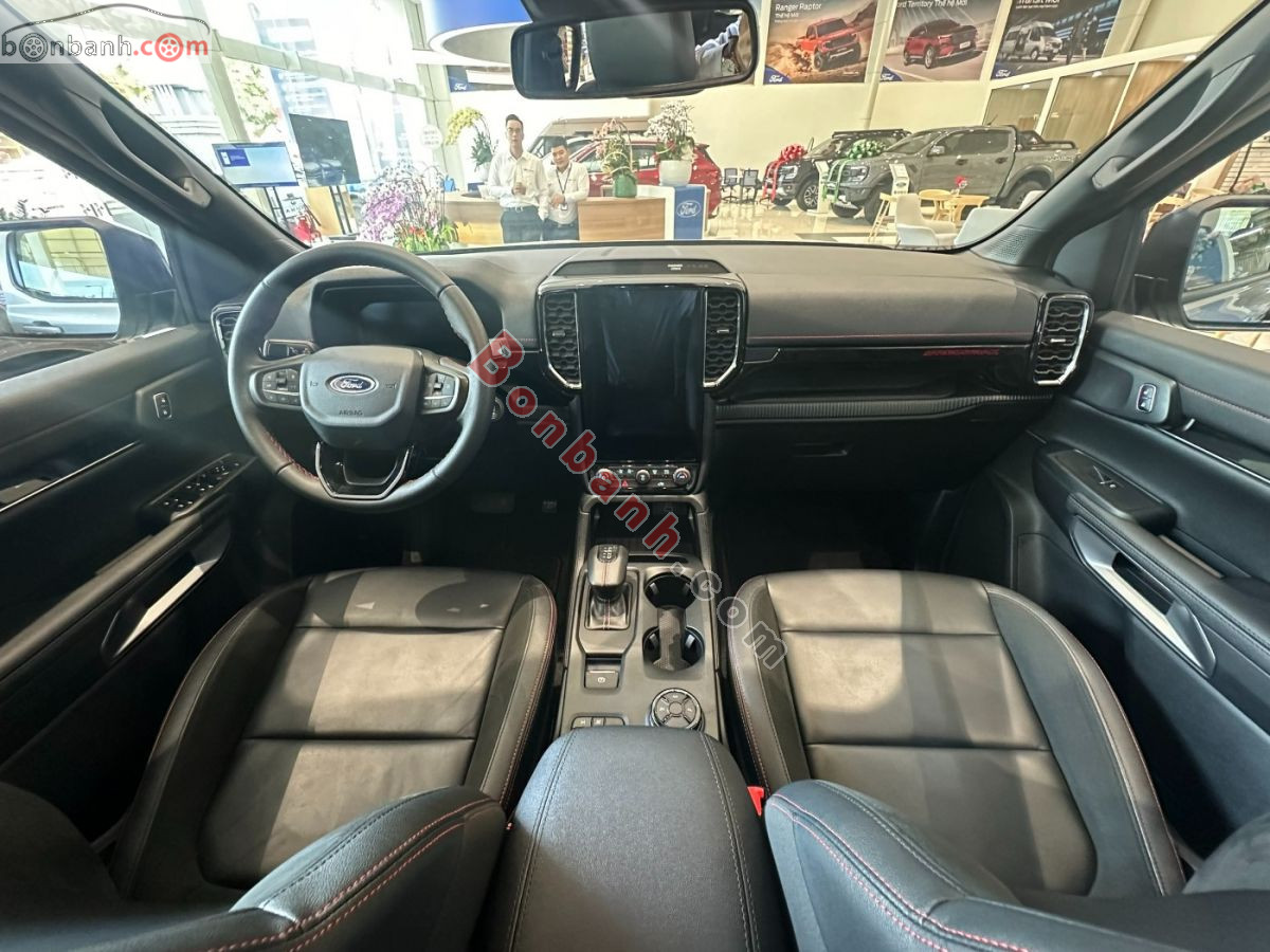 Bán ô tô Ford Ranger Stormtrak 2.0L 4x4 AT - 2026 - xe mới